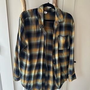Plaid Button-Up Shirt